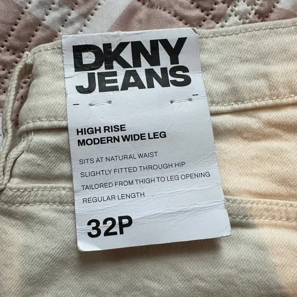DKNY High Rise Modern Wide Leg Jeans in Cream - Picture 6 of 8